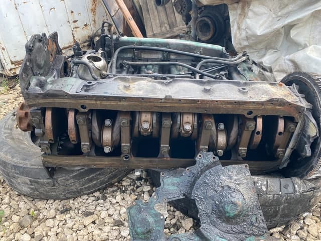  Двигатель D12A Volvo Вольво столбик