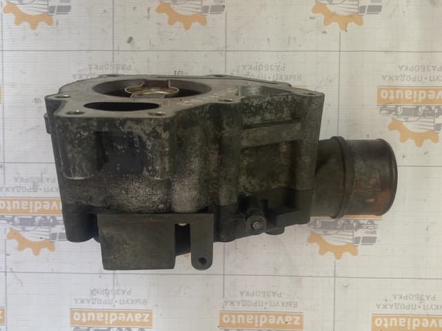Корпус термостата Iveco Stralis 500381350