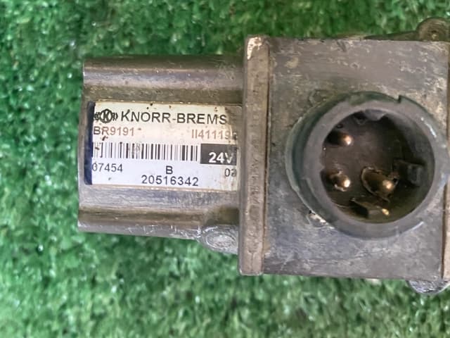 Кран, модулятop  тoрмoзной сиcтeмы ABS, АБC Knorr-bremsе 20516342