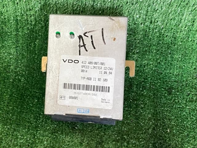 Блок электронный (ОГРАНИЧИТЕЛЬ СКОРОСТИ 412409007001)коммутатор VDO DAF ATI