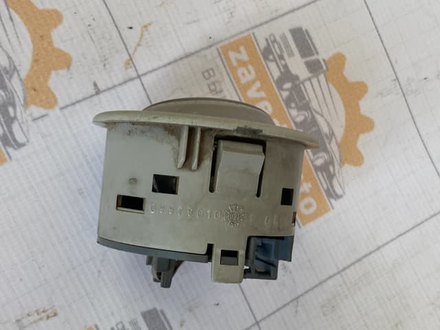 Фонарь салона (плафон) Iveco Stralis  41221111