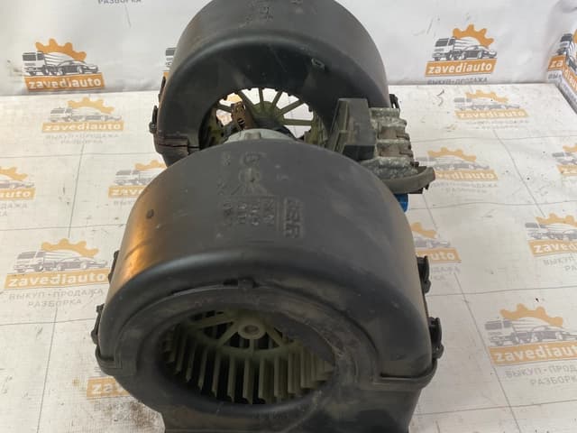 Мотор печки MAN TGA TGS TGX TGM TGL с крыльчаткой