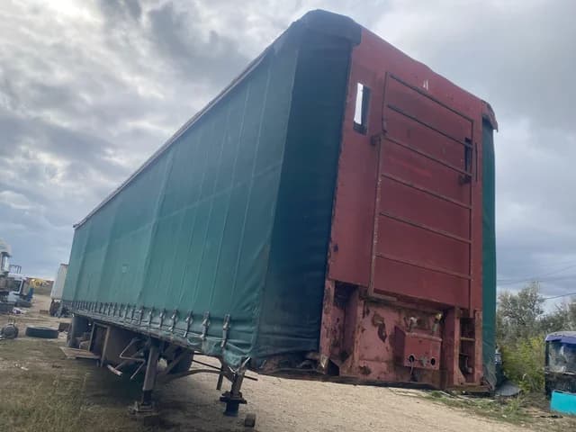 Fruehauf Тентованный