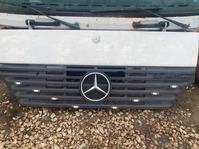 Капот mercedes actros